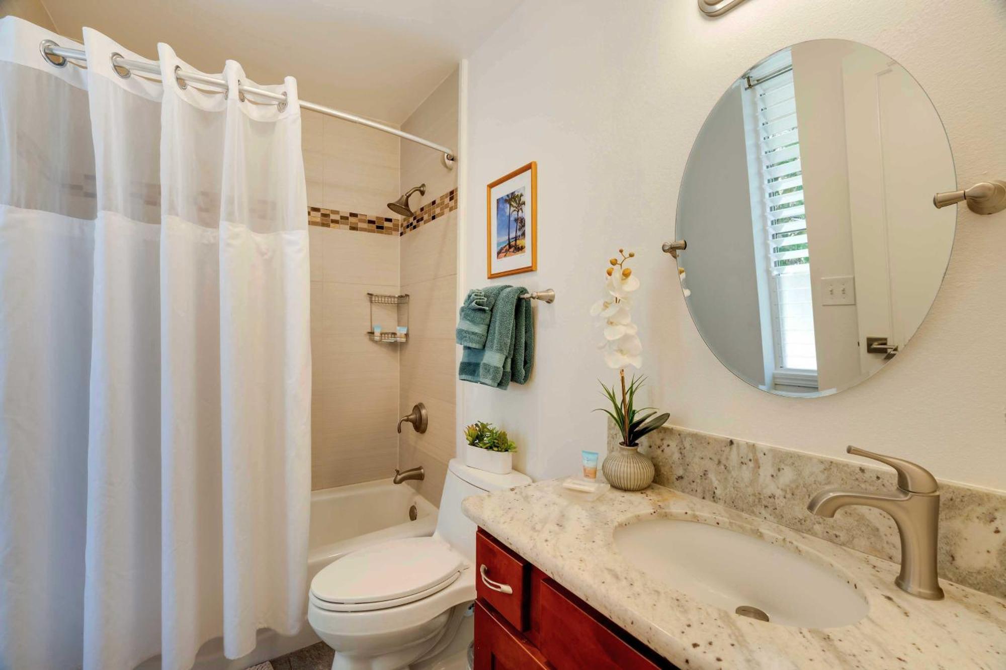 Waipouli Beachfront Condo With Balcony And Ocean Views Kapa'a Exterior foto